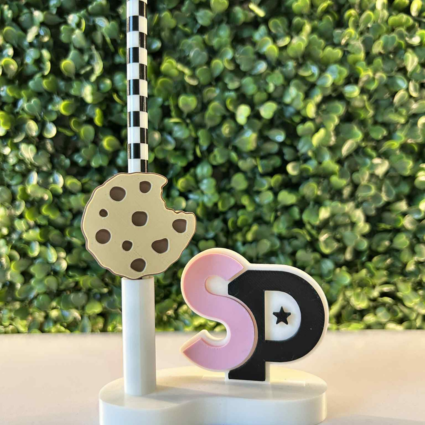 CHOC CHIP COOKIE STRAW TOPPER