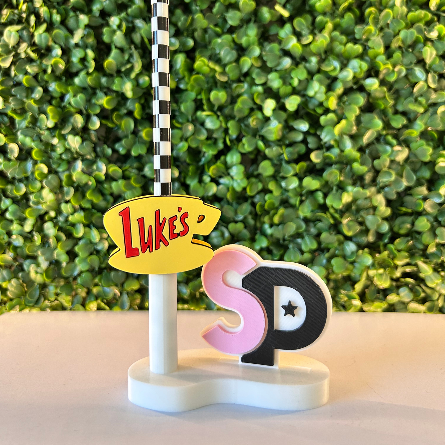 LUKES STRAW TOPPER