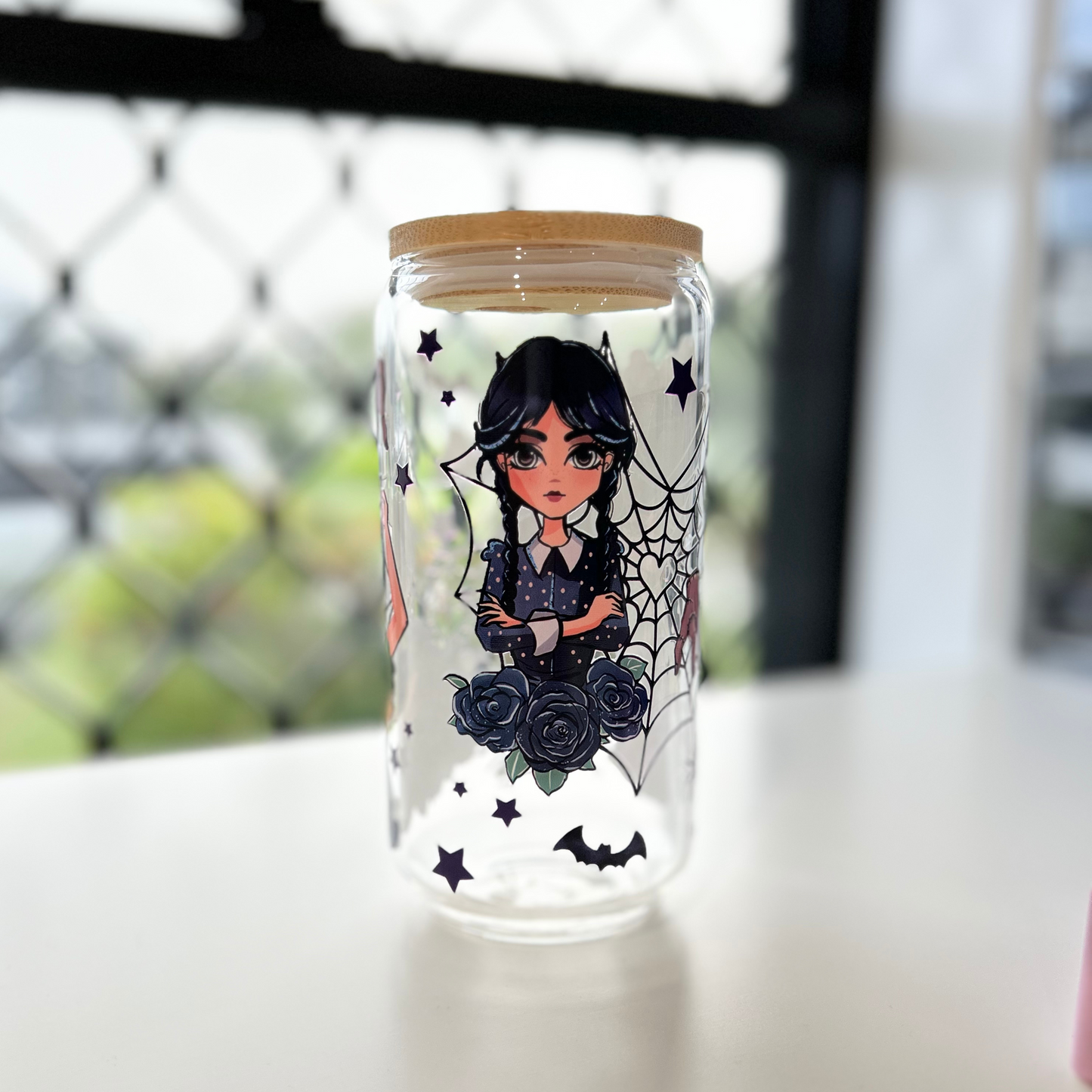 WEDNESDAY ADDAMS 160z GLASS CAN
