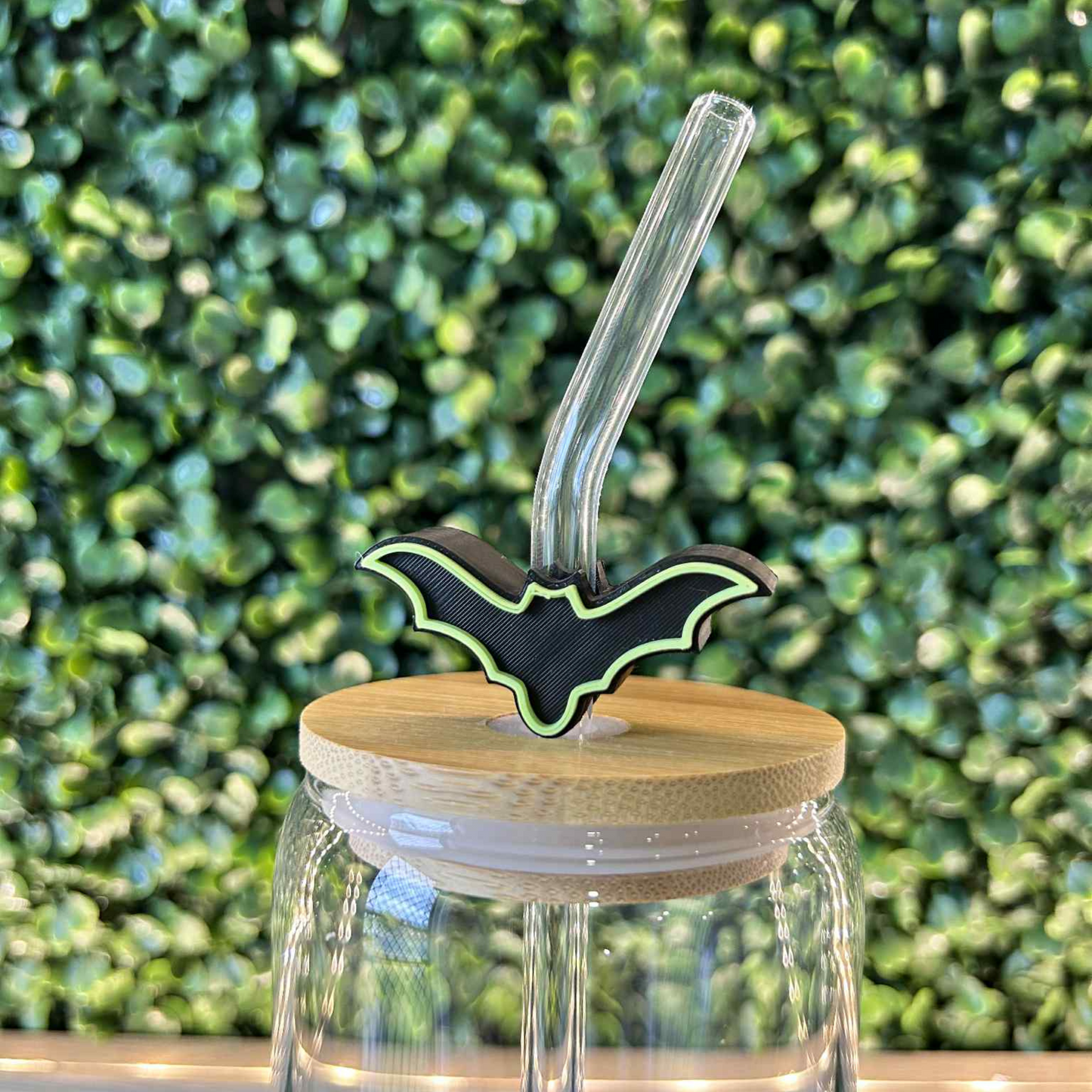 BLACK BAT GREEN OUTLINE STRAW TOPPER