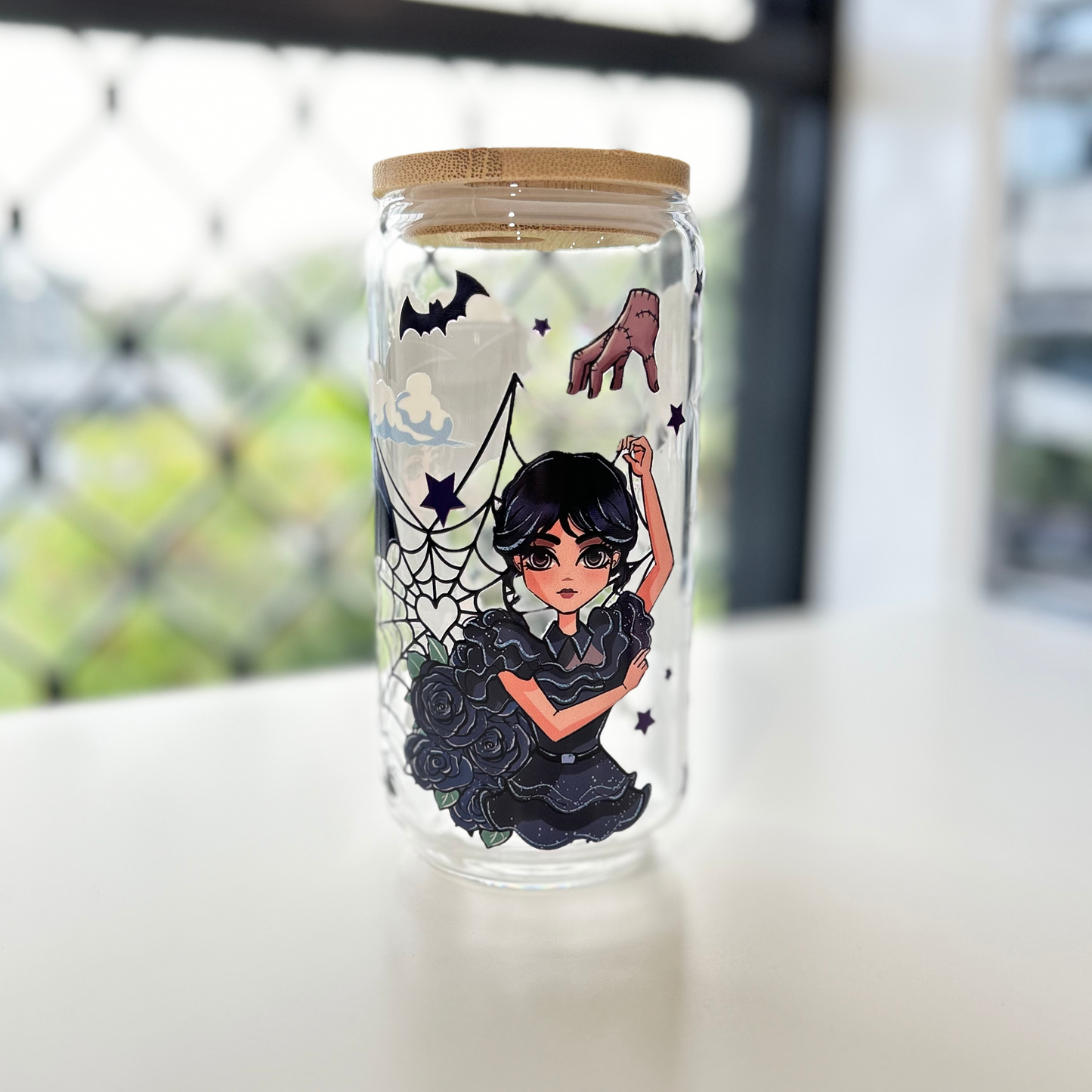 WEDNESDAY ADDAMS 160z GLASS CAN