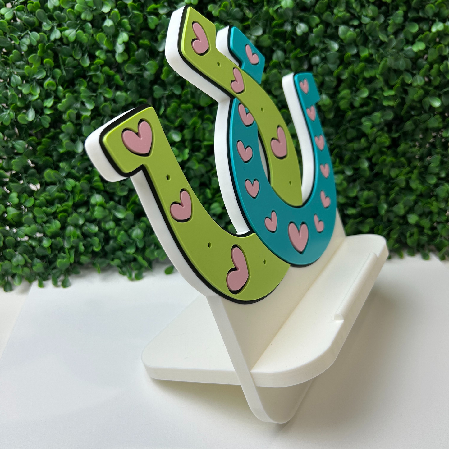 HORSE SHOE NOVELTY TABLET STAND