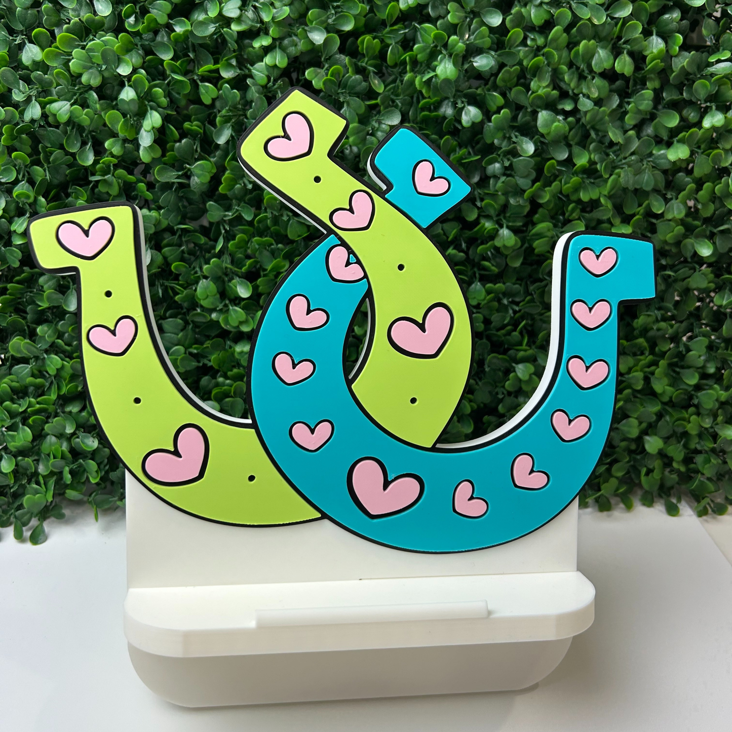 HORSE SHOE NOVELTY TABLET STAND